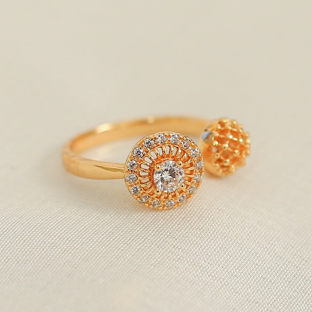 Reena Round Ring