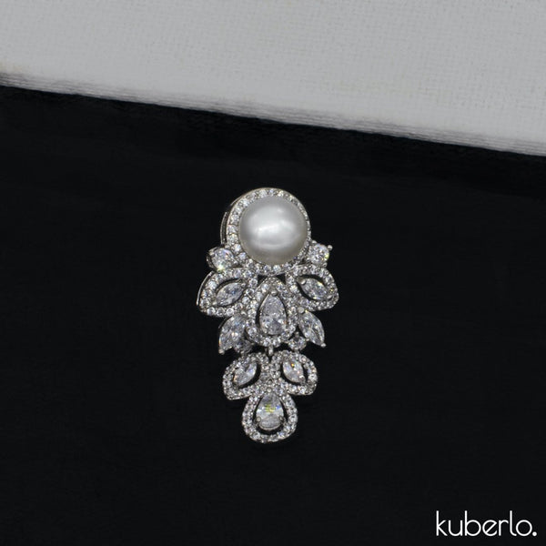 Disha Studs - Kuberlo - Best Gift for - Imitation Jewellery - Designer Jewellery - one gram gold - fashion jewellery