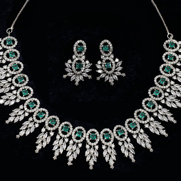 Amoga Emerald Necklace Set