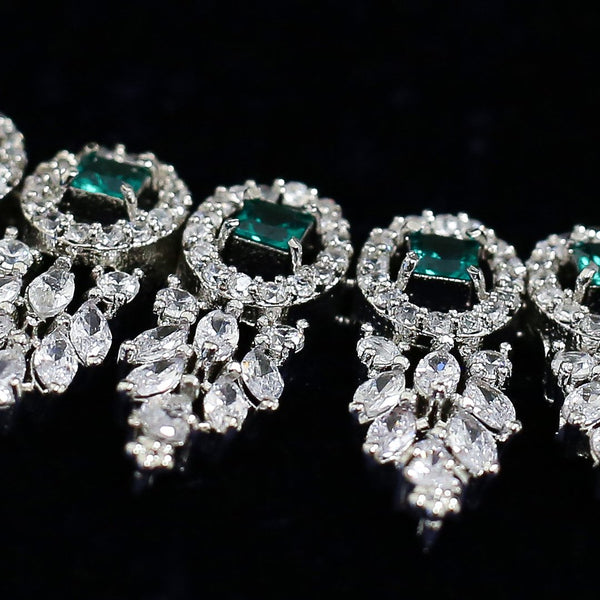 Amoga Emerald Necklace Set