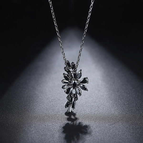 Crystal Pendant - Kuberlo - Best Gift for - Imitation Jewellery - Designer Jewellery - one gram gold - fashion jewellery