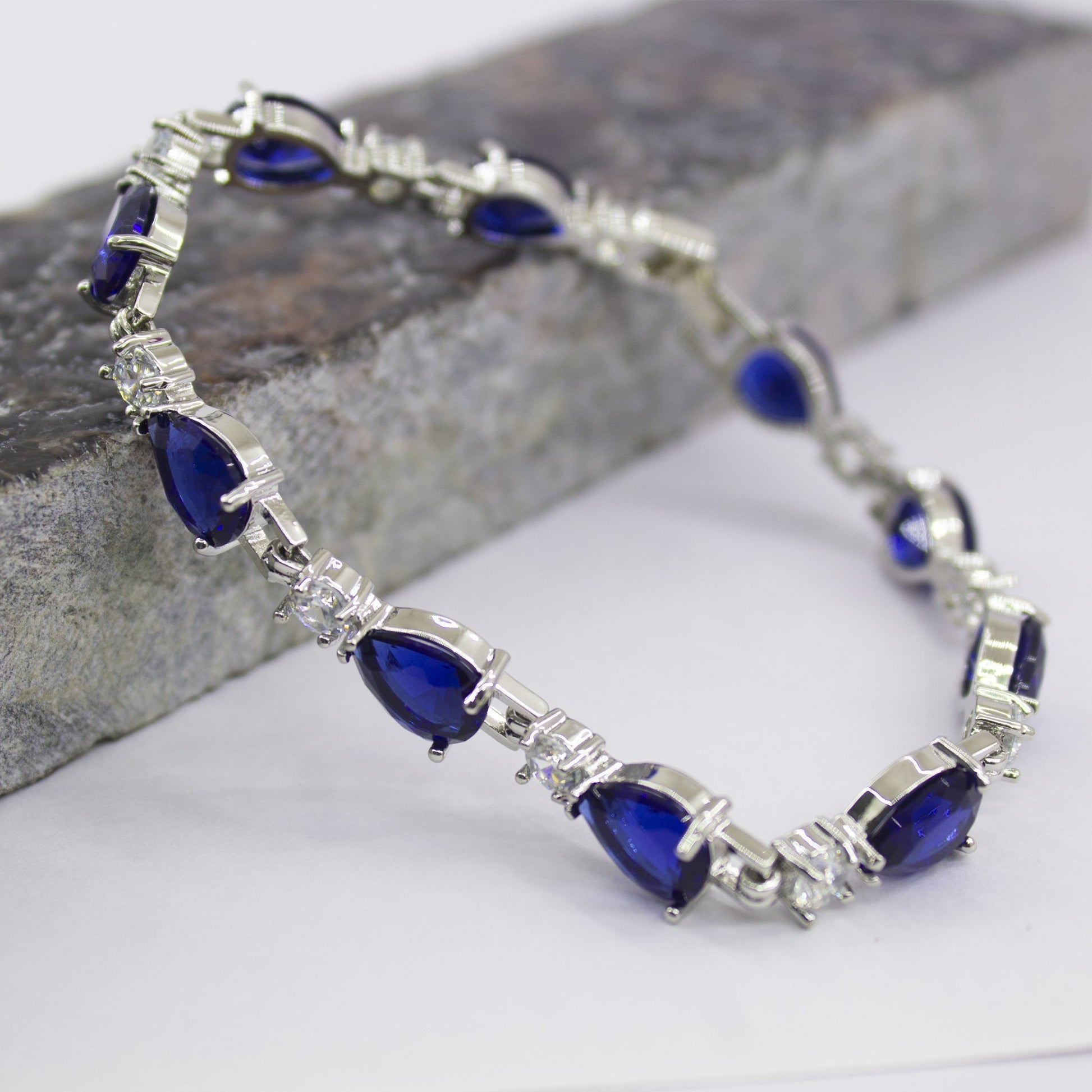 Blue Bekham Bracelet - Kuberlo - Best Gift for - Imitation Jewellery - Designer Jewellery - one gram gold - fashion jewellery